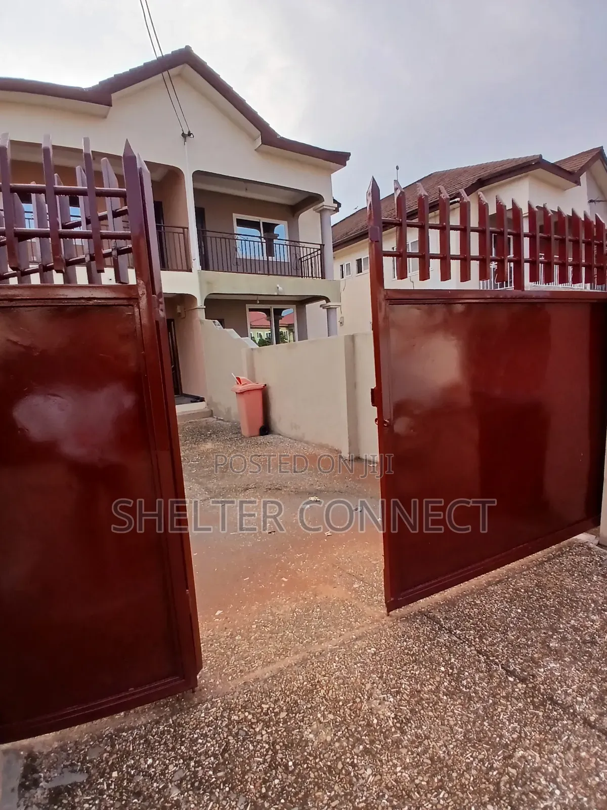 3bdrm Duplex in Teiman, Oyarifa for rent in Oyarifa