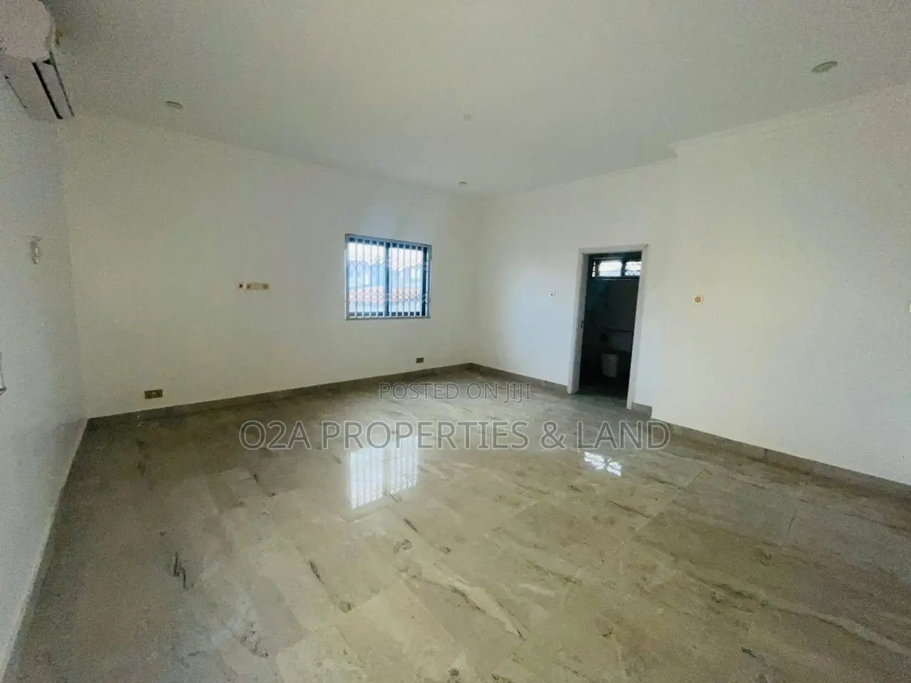 6bdrm House in East Legon La, Bawaleshie for rent in Bawaleshie