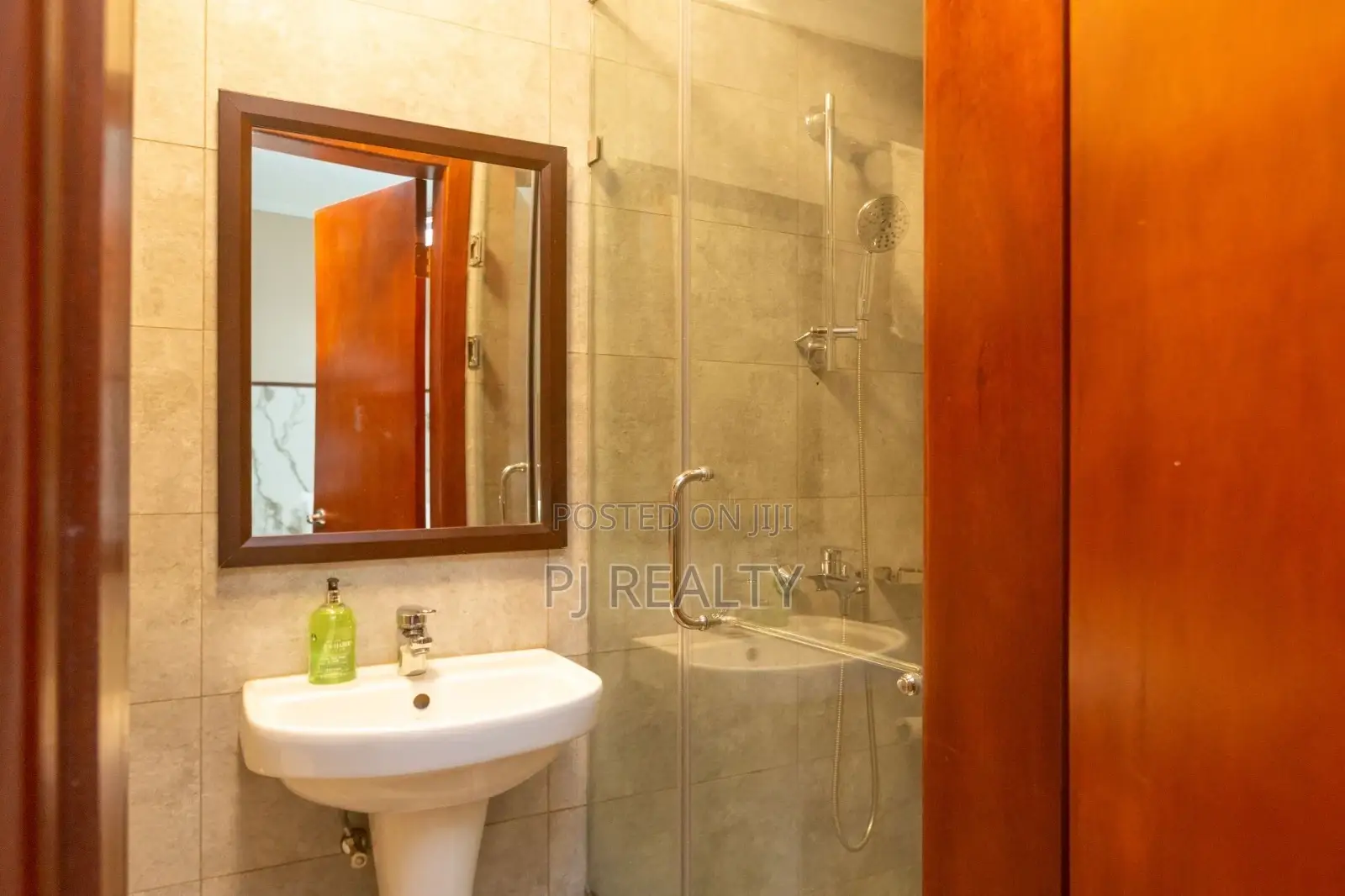 Furnished 2bdrm Apartment in Greater Accra for sale in Greater Accra