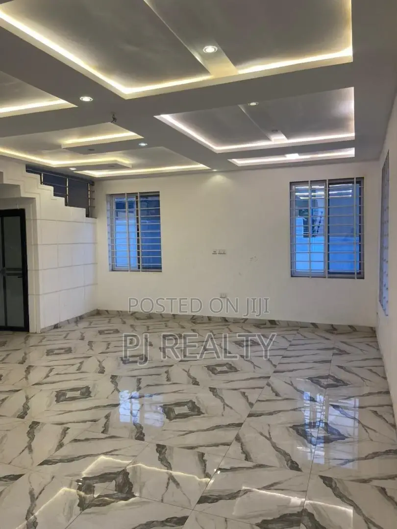 4bdrm House in Greater Accra for sale in Greater Accra