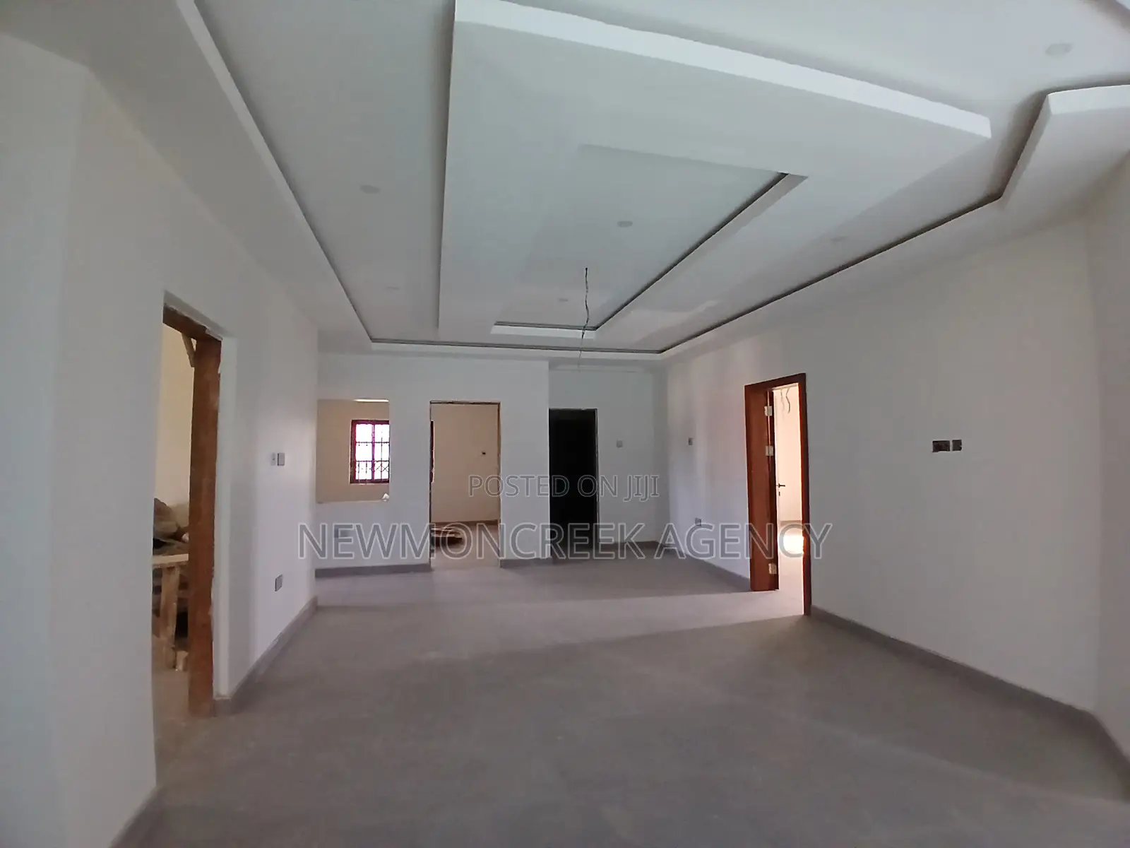 5bdrm Duplex in Oyarifa, Ghana Flag for sale in Ghana Flag