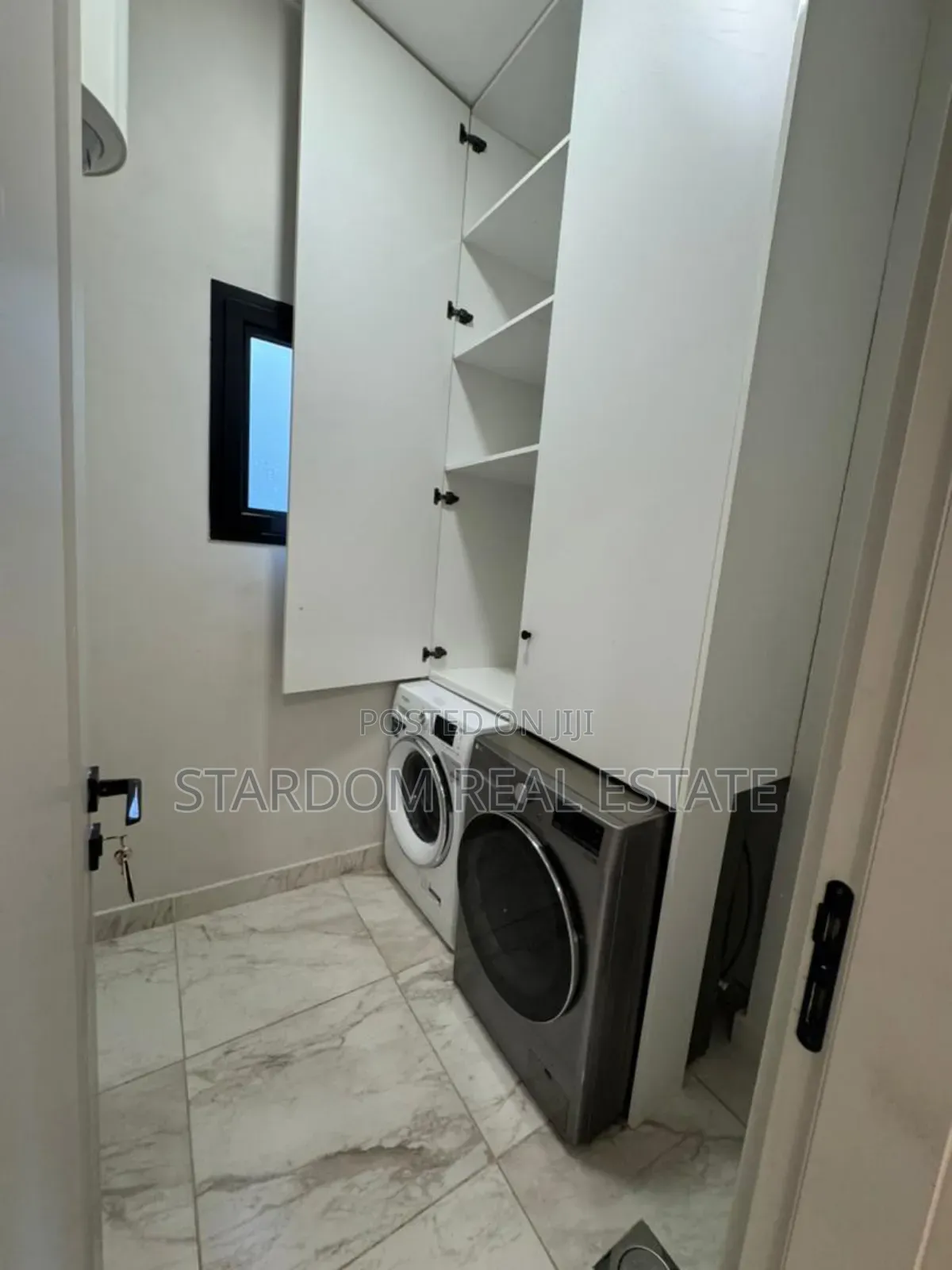 Furnished 5bdrm Mansion in Cantonments for sale in Cantonments