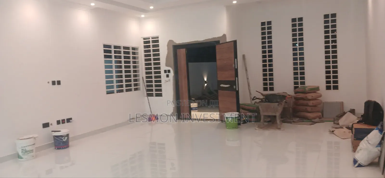 3bdrm House in Lesmon Invesment, Sakumono for sale in Sakumono