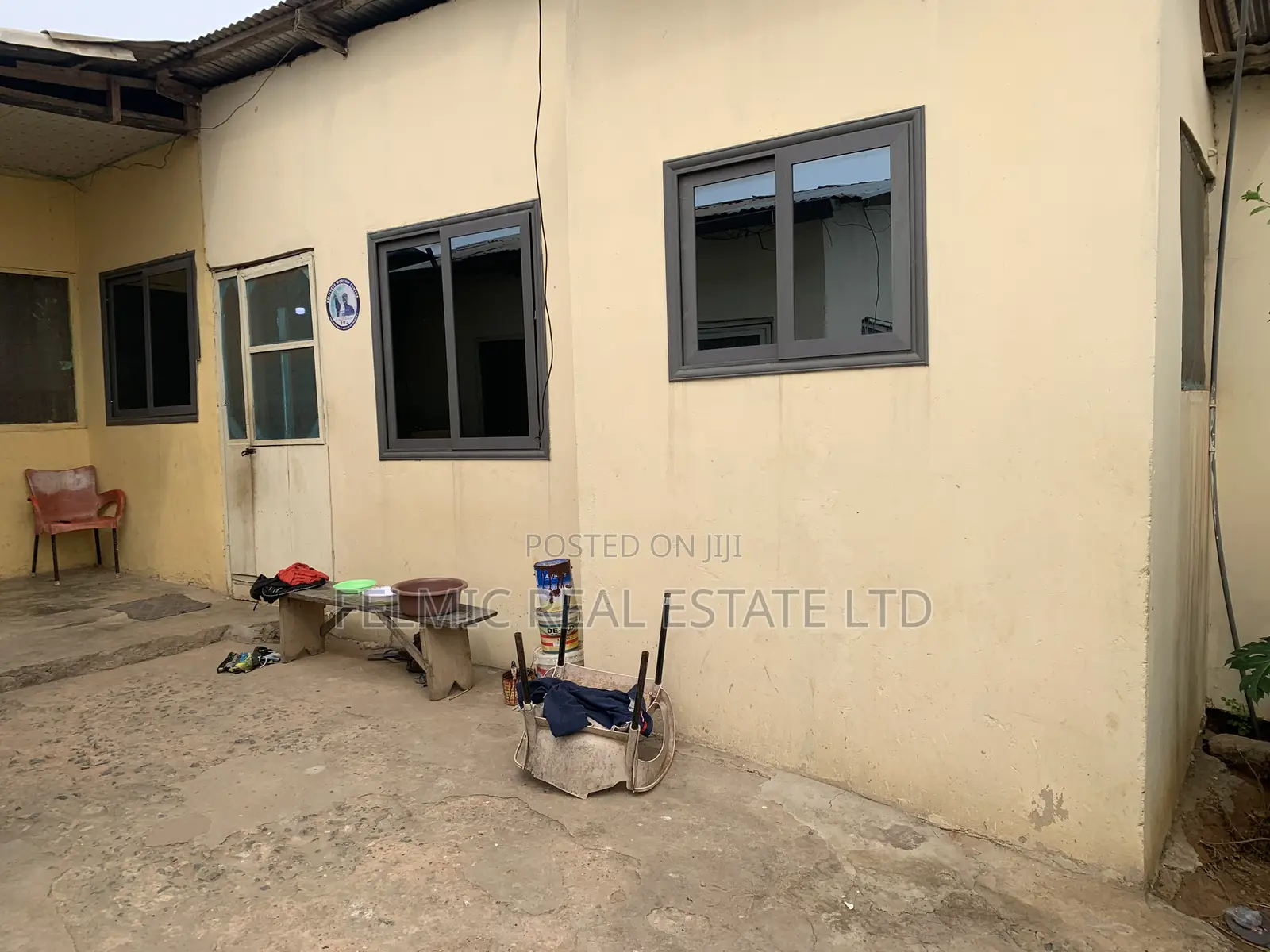 7bdrm Apartment in Felmic Real Estate, Ofankor for sale in Ofankor