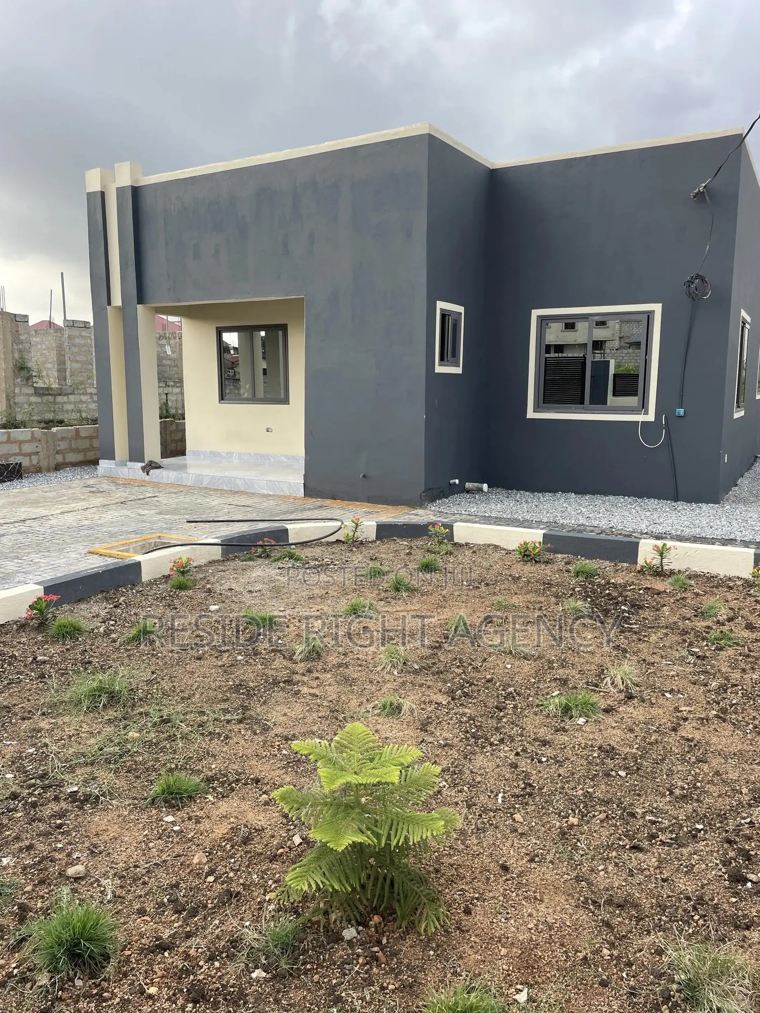 3bdrm House in Pokuase for sale in Pokuase