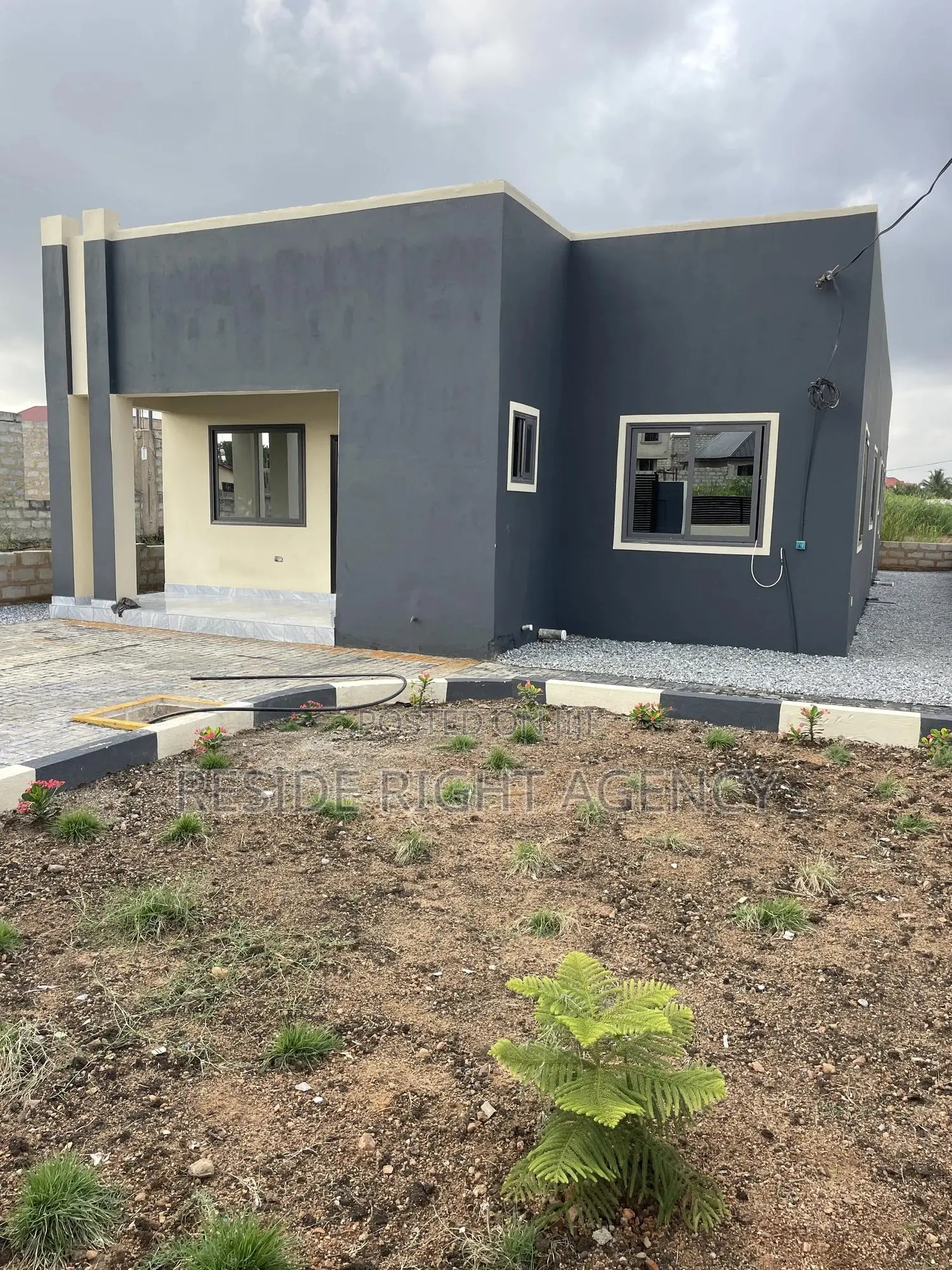 3bdrm House in Pokuase for sale in Pokuase