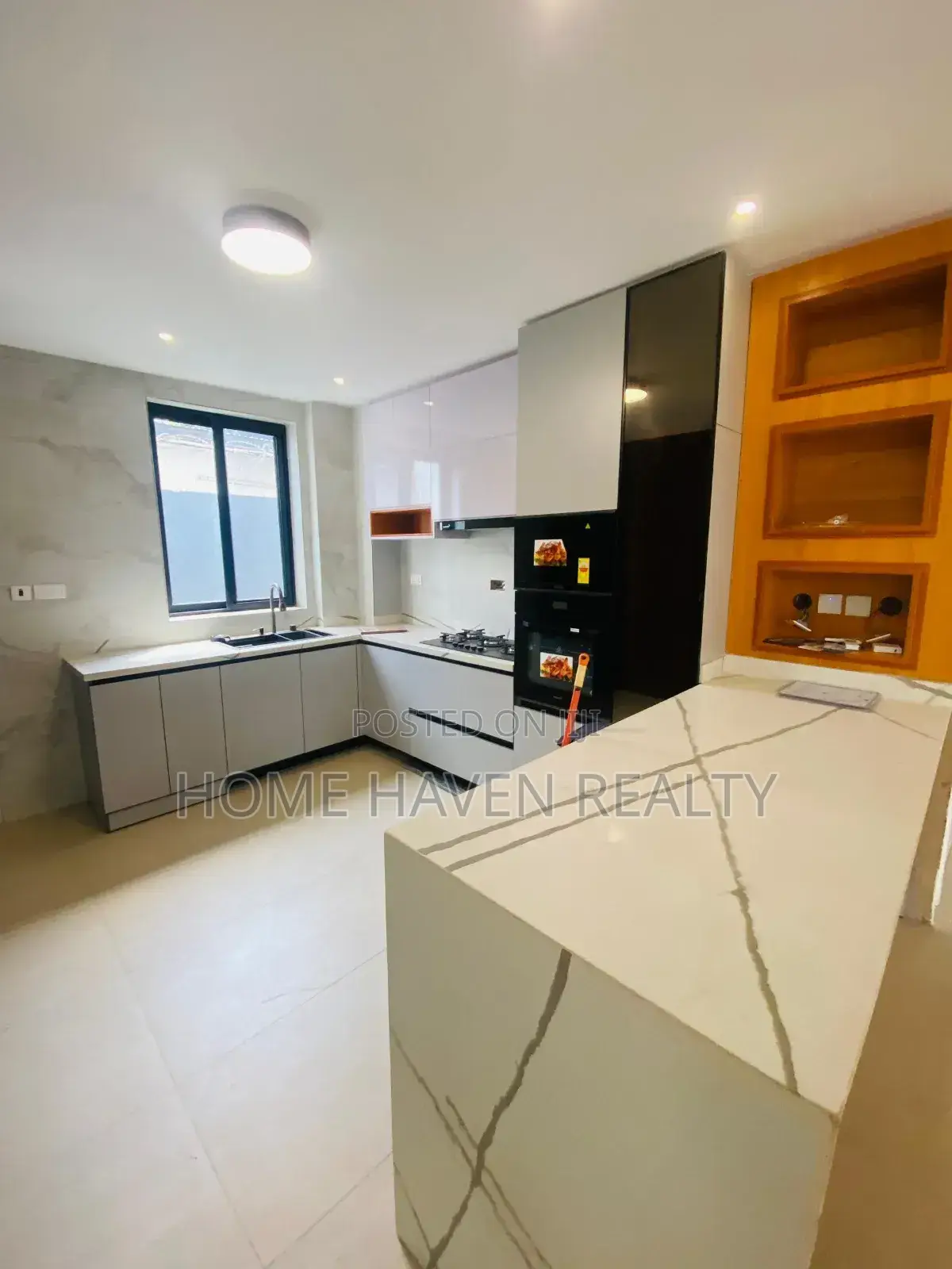 4bdrm House in Abelemkpe for sale in Abelemkpe
