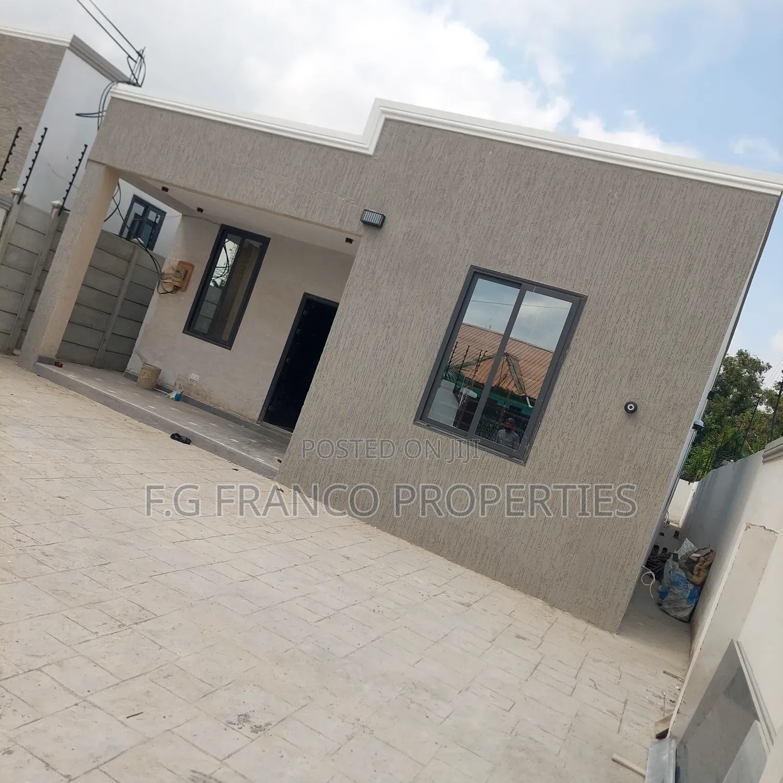 4bdrm House in Kg Franco Properties, Spintex for sale in Spintex