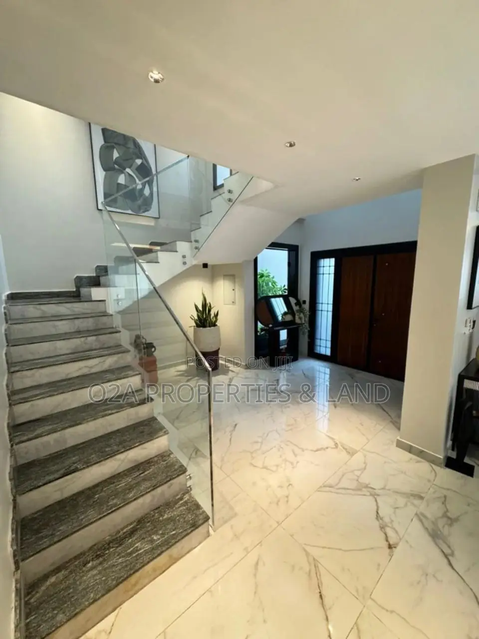 5bdrm House in Cantonments, Acquinas for sale in Acquinas