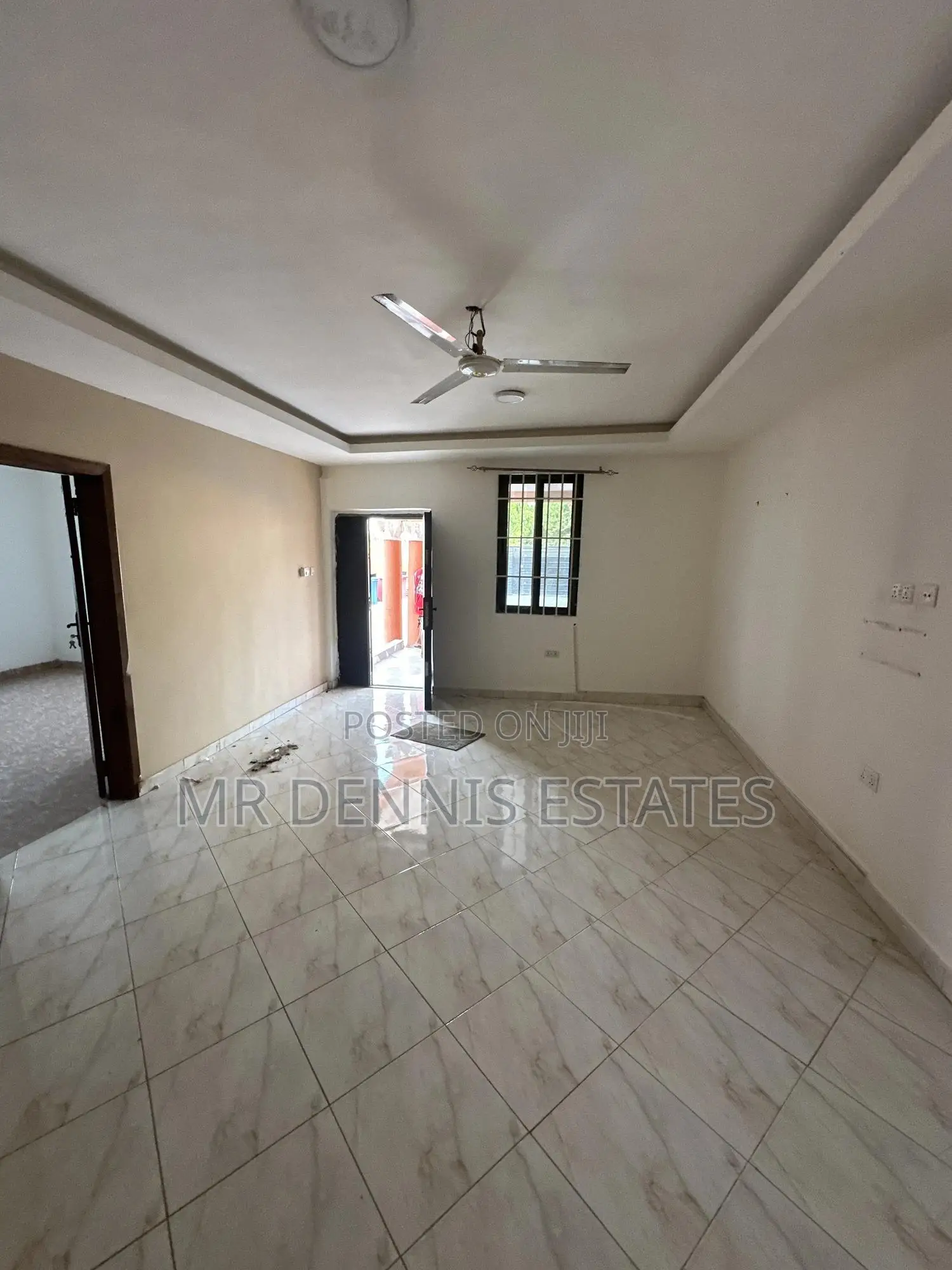 2bdrm Apartment in Westhills Mall for rent in West Hills Mall Area