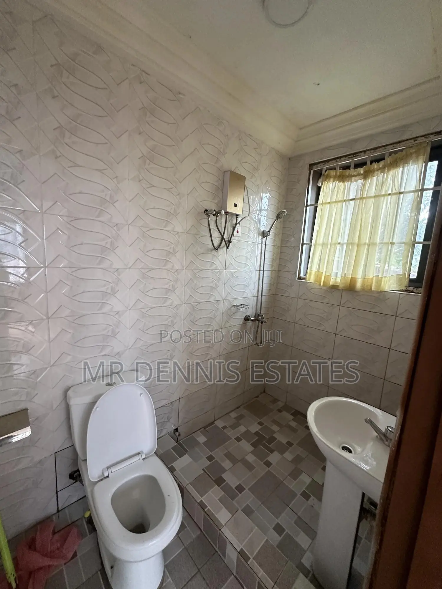 2bdrm Apartment in Westhills Mall for rent in West Hills Mall Area