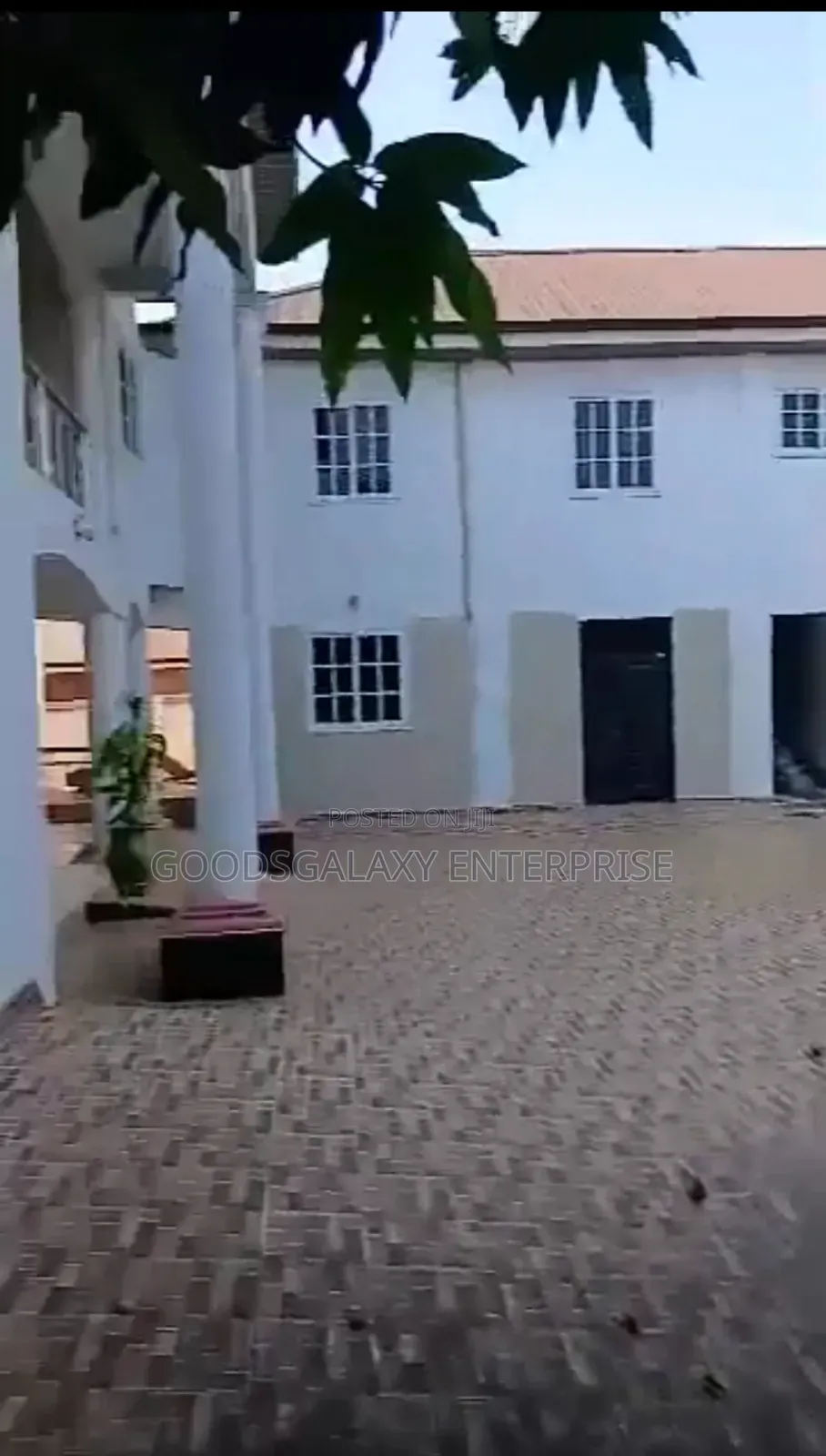 16 Bedroom Private Hospital / Can Be Converted Into School for Sale in Accra Metropolitan