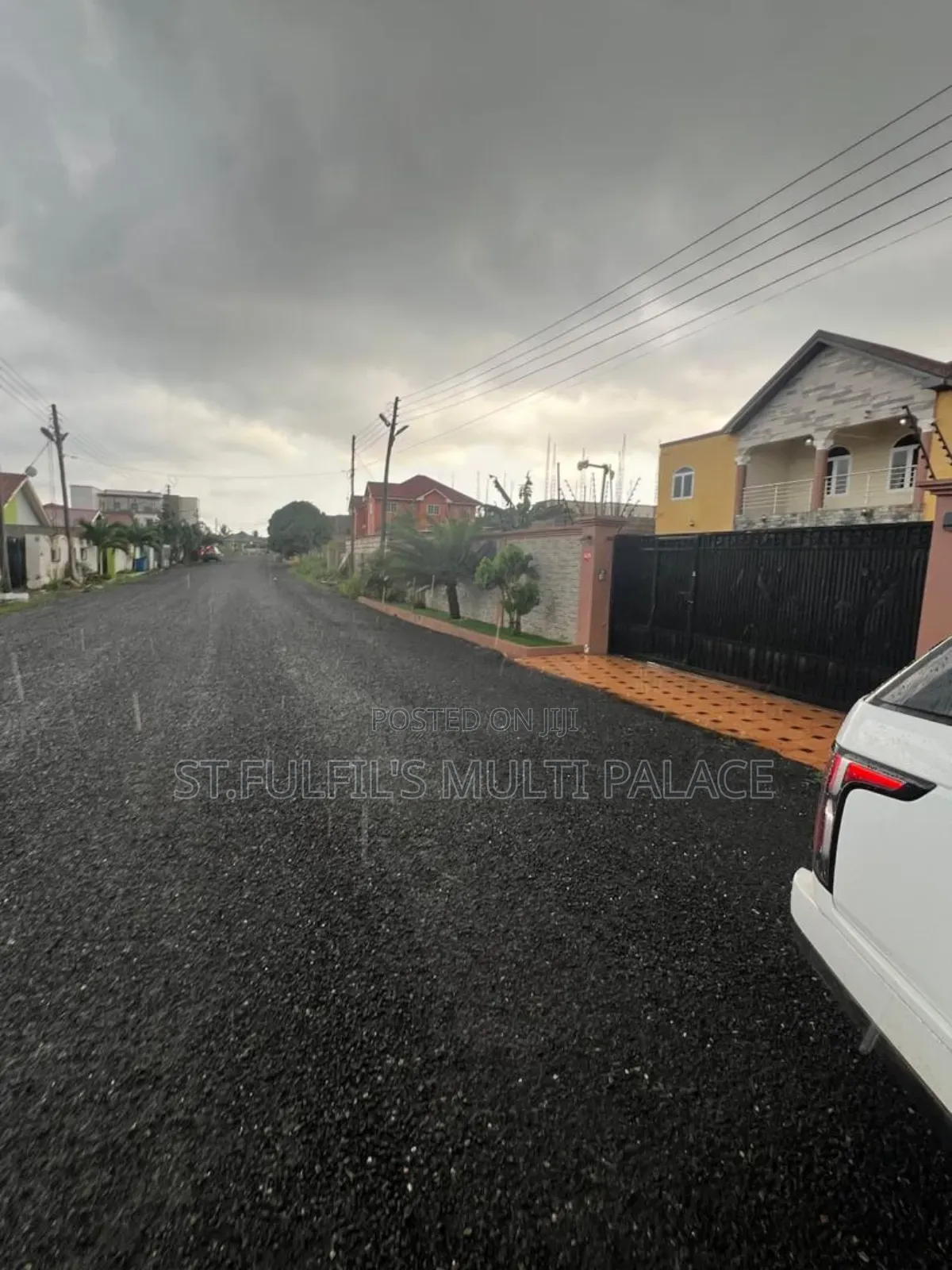 4bdrm House in Lakeside, East Legon for sale in East Legon