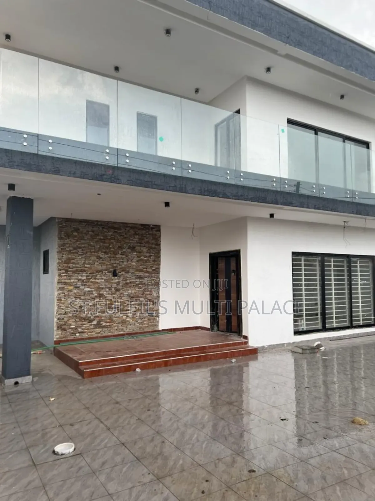 4bdrm House in Lakeside, East Legon for sale in East Legon