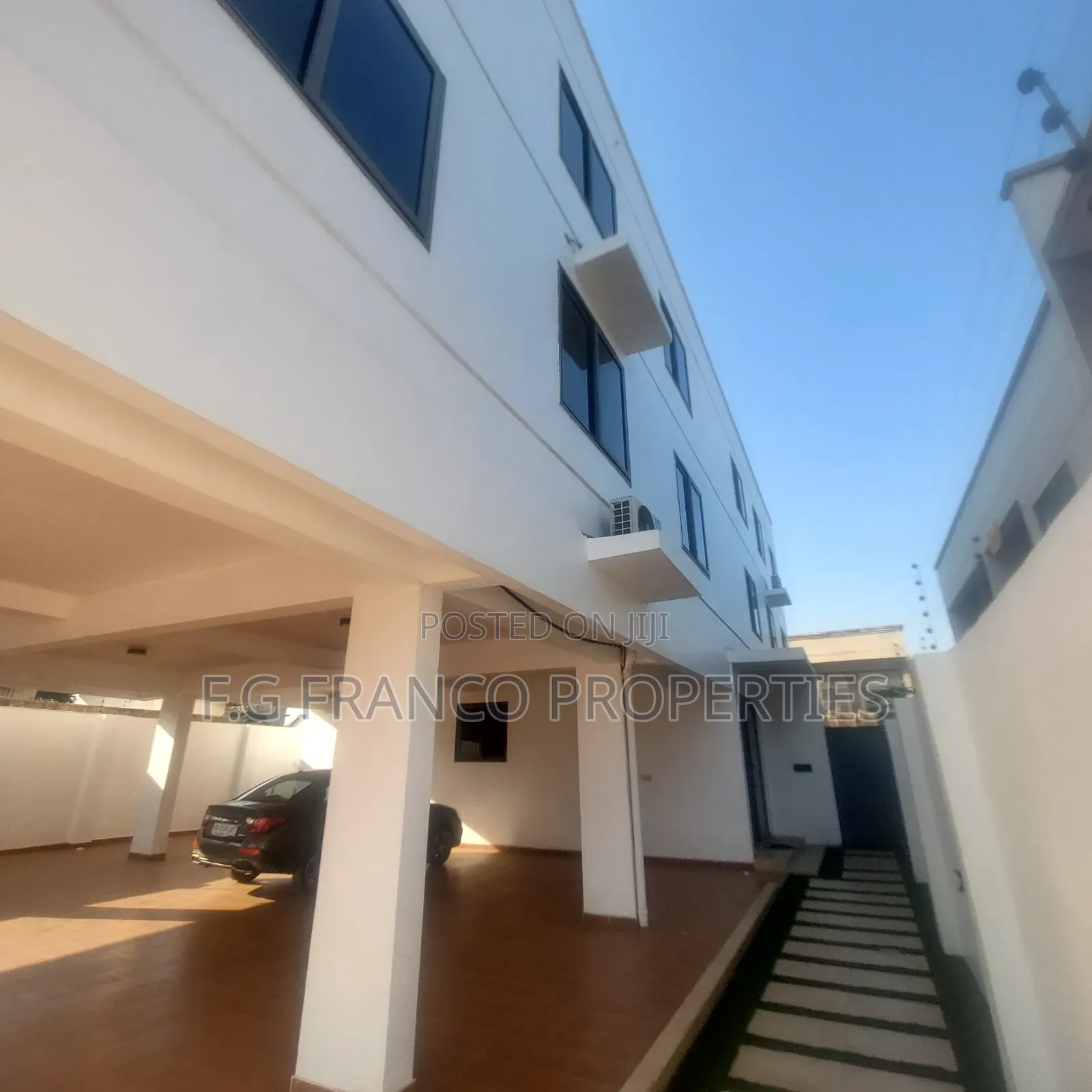 2bdrm Apartment in Kg. Franco, Airport Residential Area for rent in Airport Residential Area