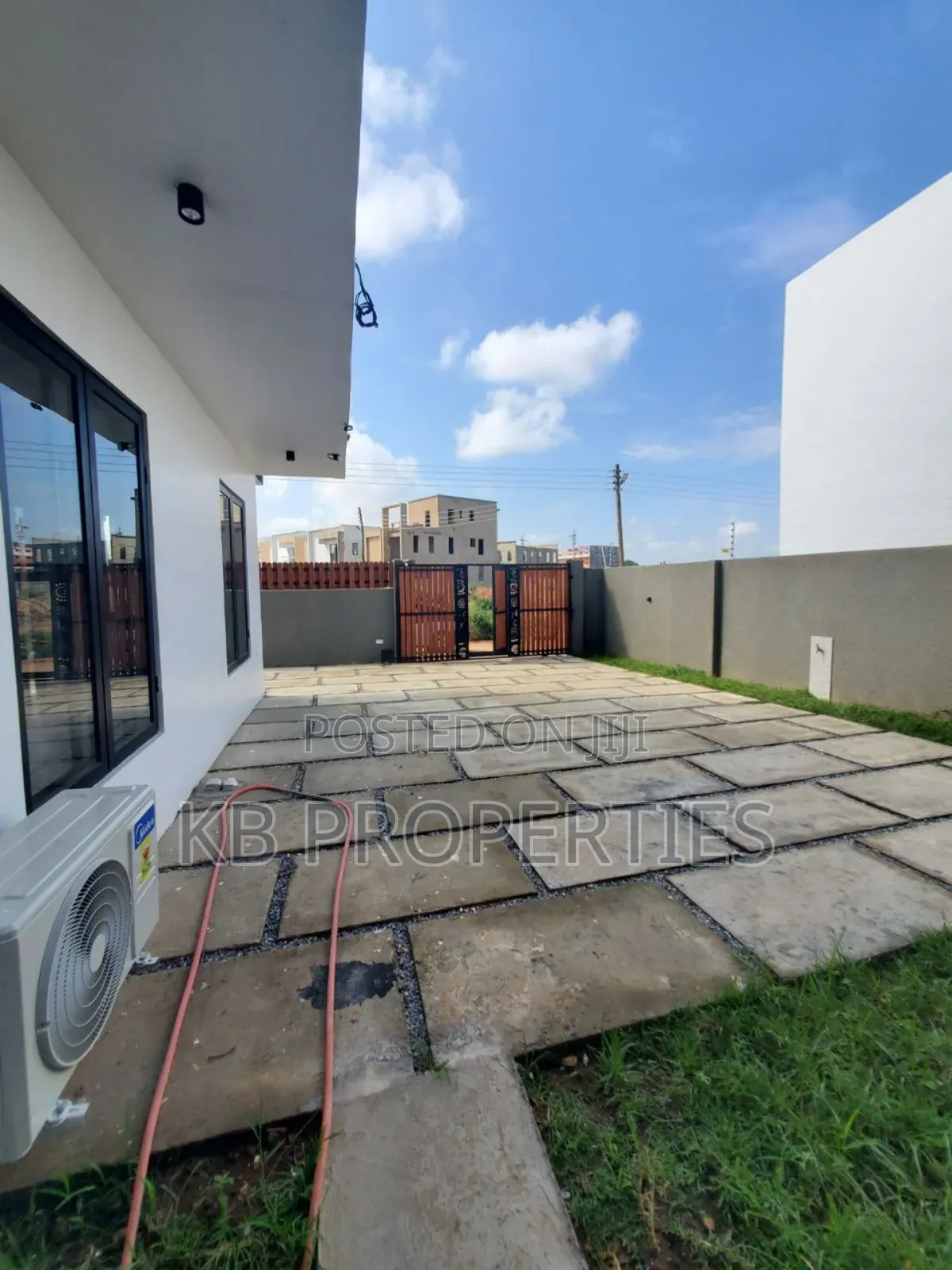 3bdrm House in Kb Properties, Spintex for rent in Spintex