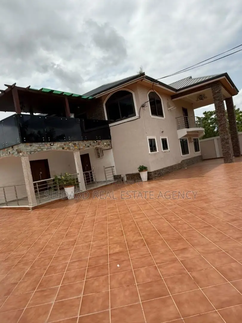5bdrm House in Amasaman for sale in Amasaman