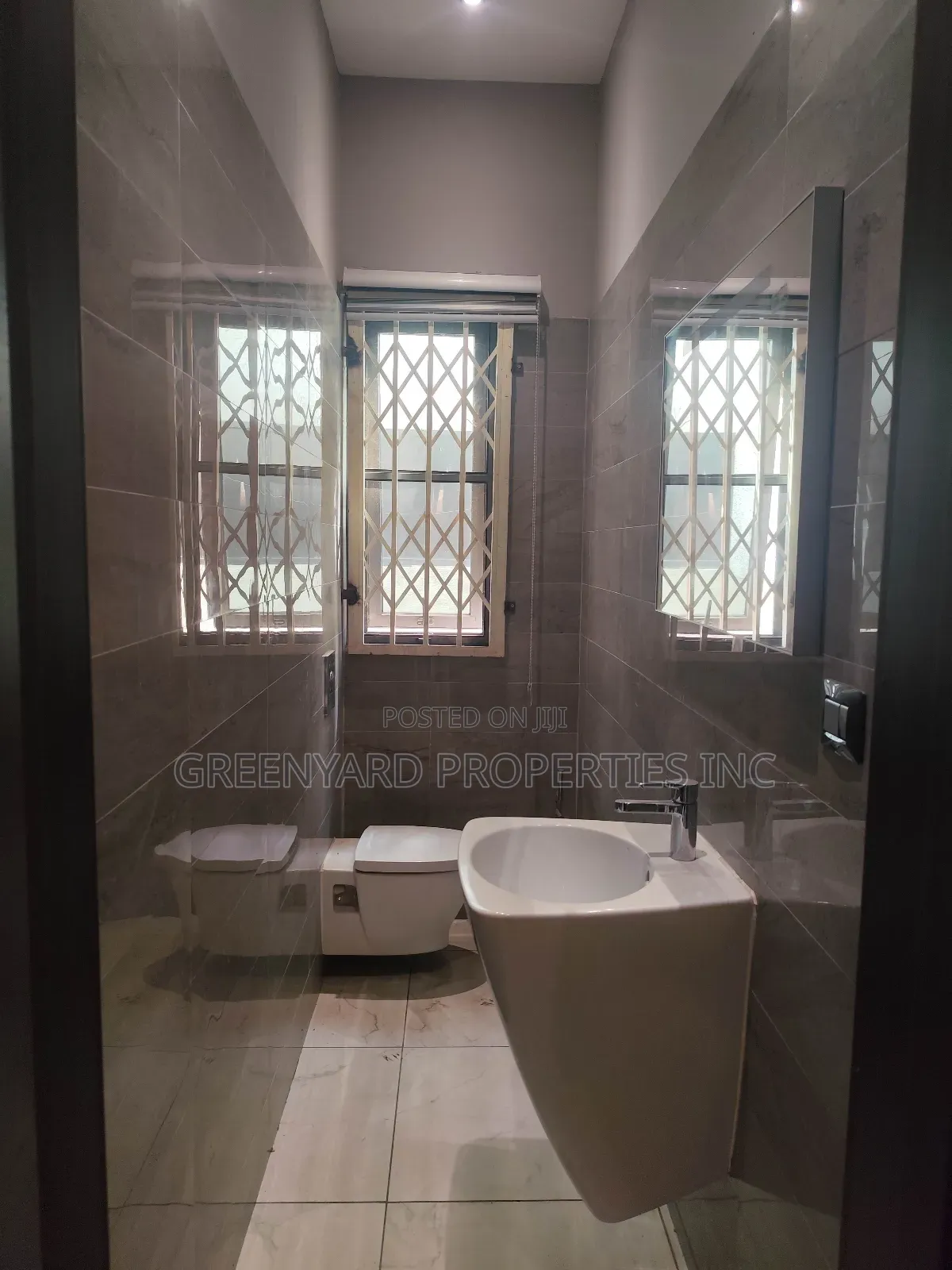 4bdrm House in American House, East Legon for rent in East Legon