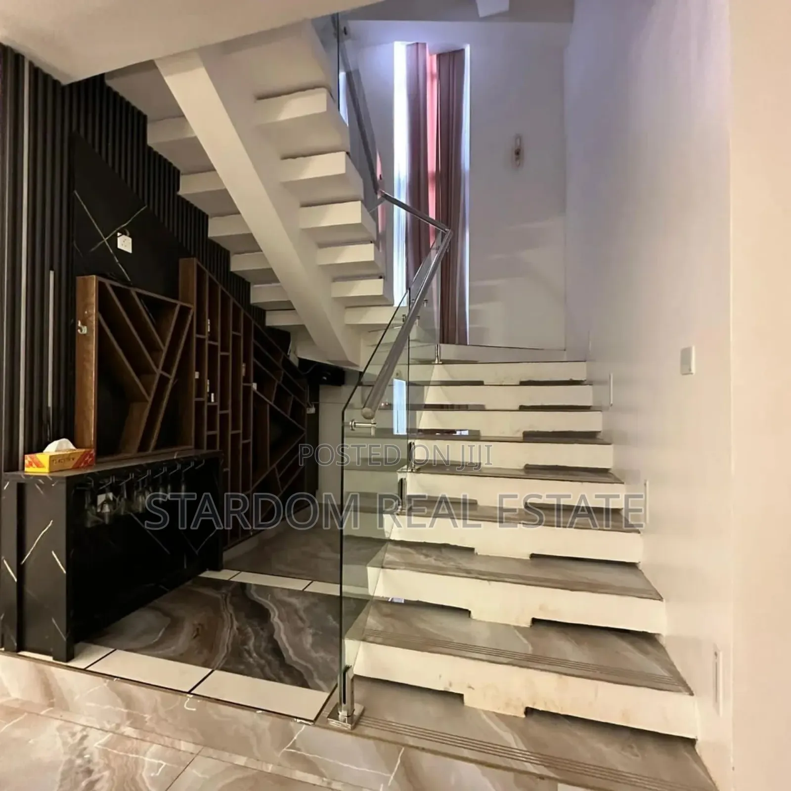 4bdrm Duplex in East Legon Hills for sale in East Legon