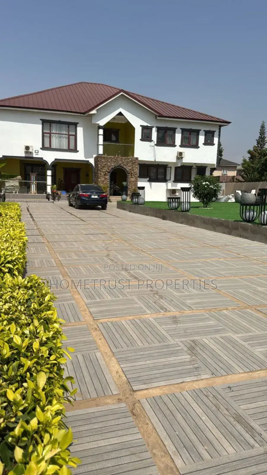 8bdrm House in Hometrust Properties, Spintex for sale in Spintex