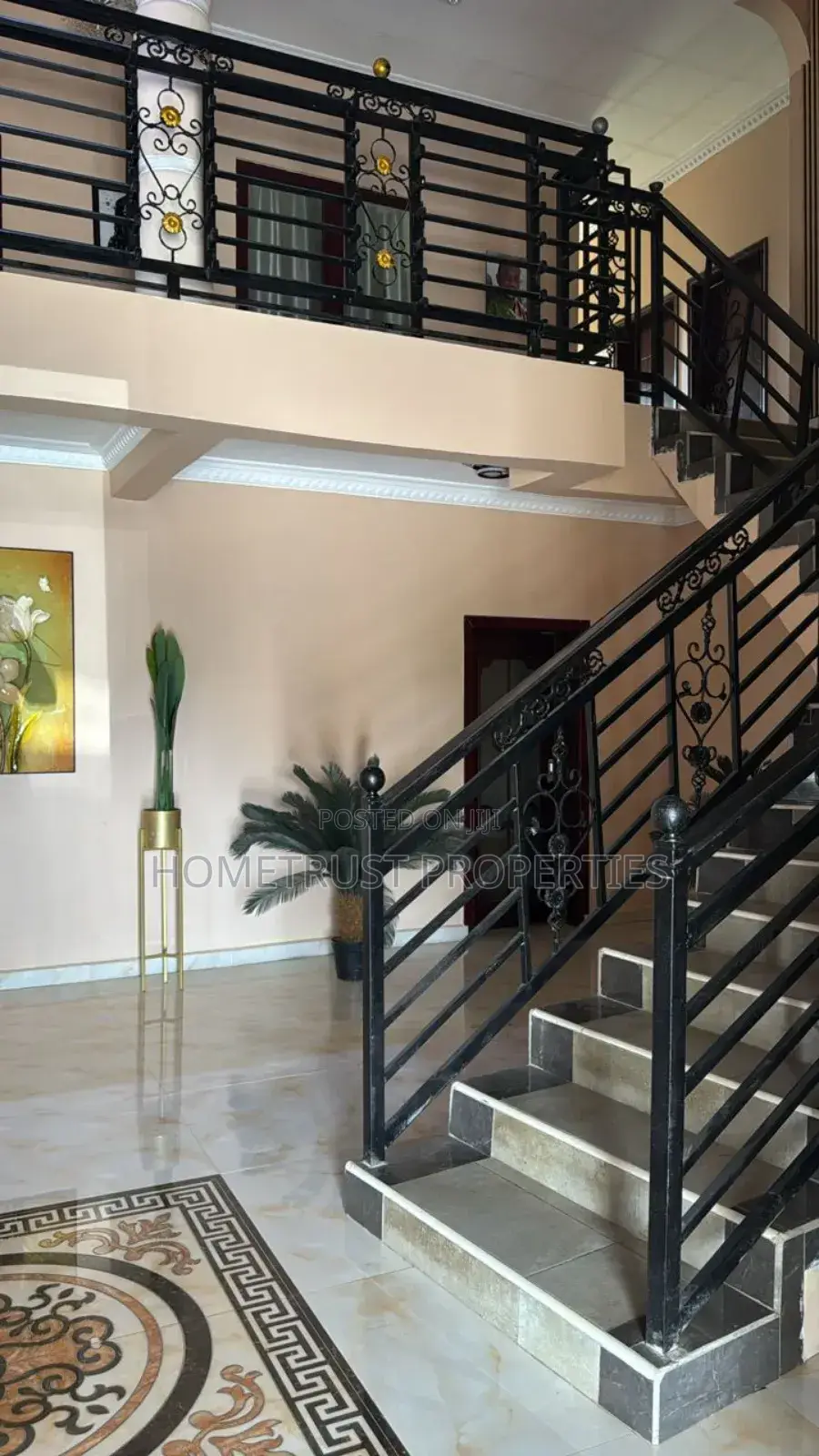 8bdrm House in Hometrust Properties, Spintex for sale in Spintex