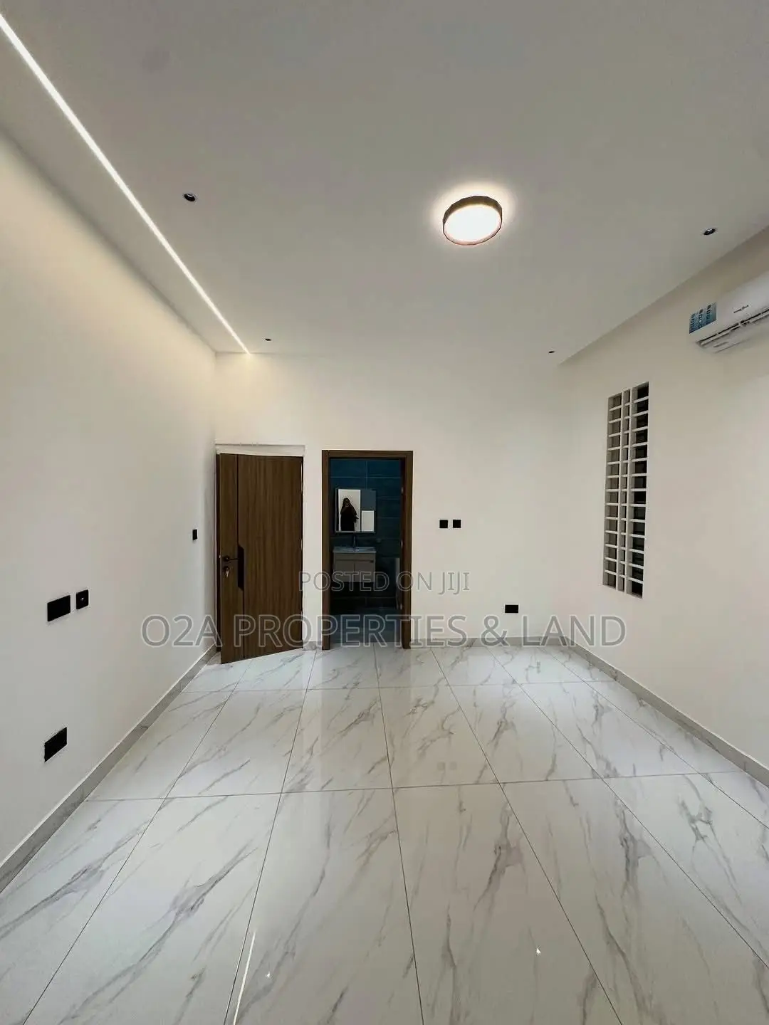 3bdrm House in Ashaley Botwe, Lake Side Estate for sale in Lake Side Estate