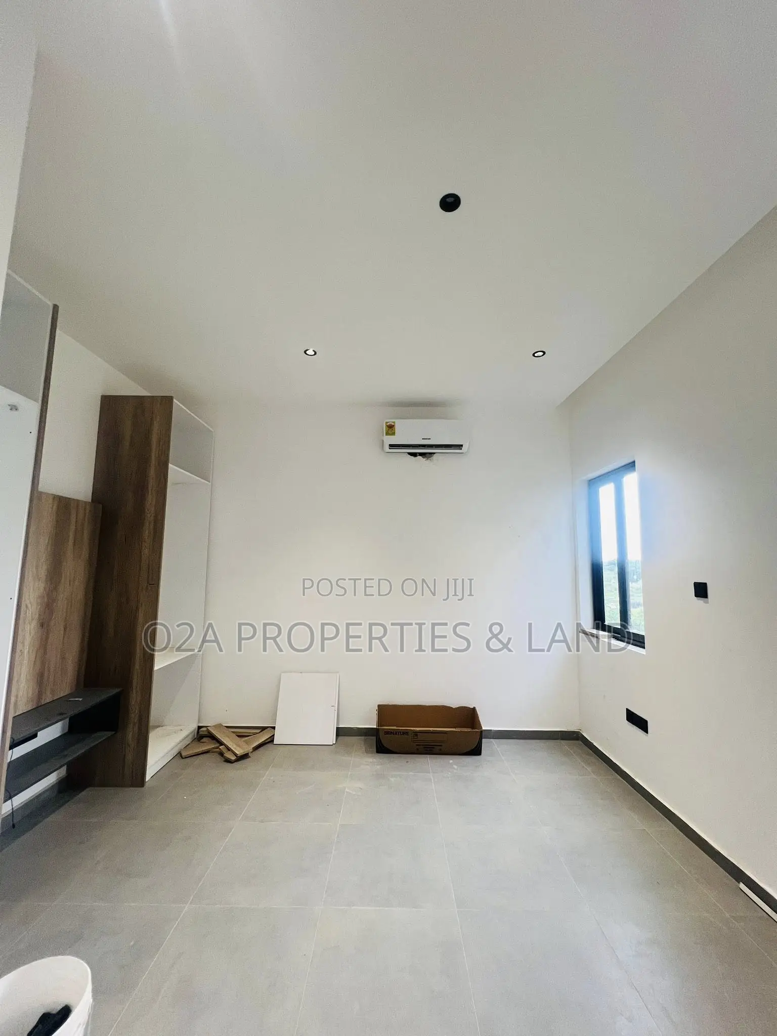 4bdrm House in Adenta, Oyarifa, Ghana Flag for sale in Ghana Flag