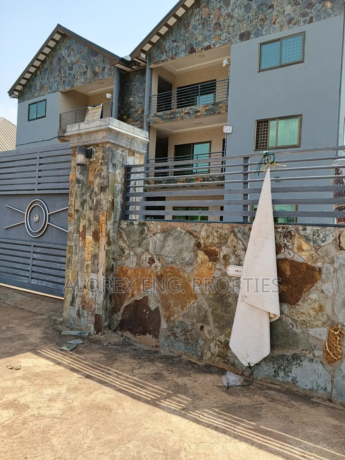 2bdrm Apartment in Amanfro, Adenta for rent in Adenta