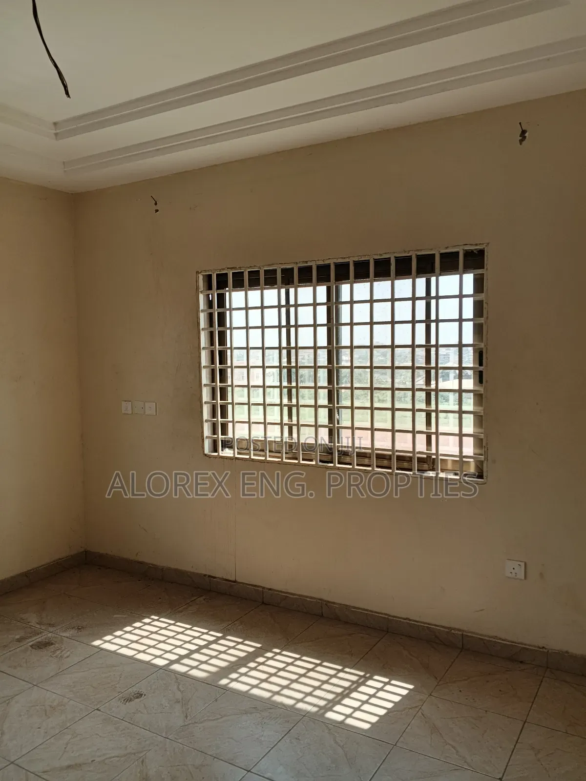 2bdrm Apartment in Amanfro, Adenta for rent in Adenta
