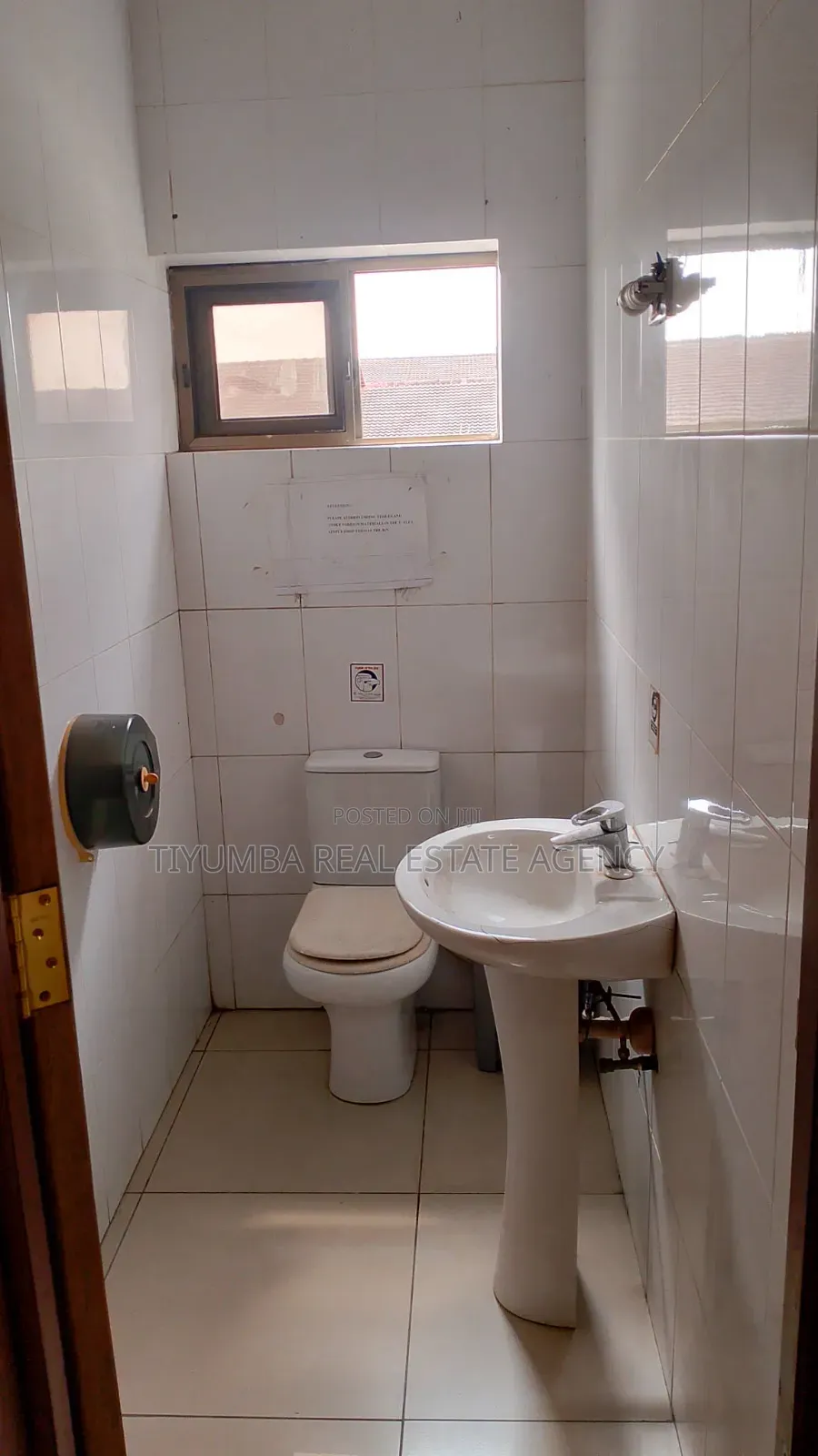 4bdrm Apartment in Tiyumba Real Estate, Pillar 2 for rent in Pillar 2