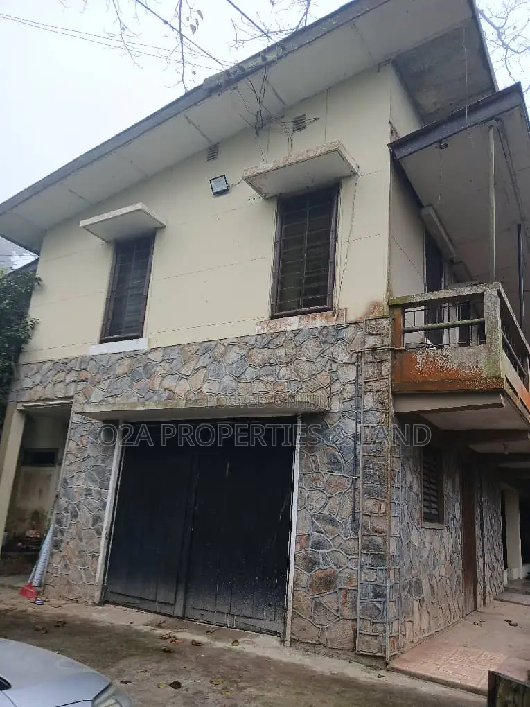 4bdrm House in Aburi Paduasi Lodge for sale in Aburi