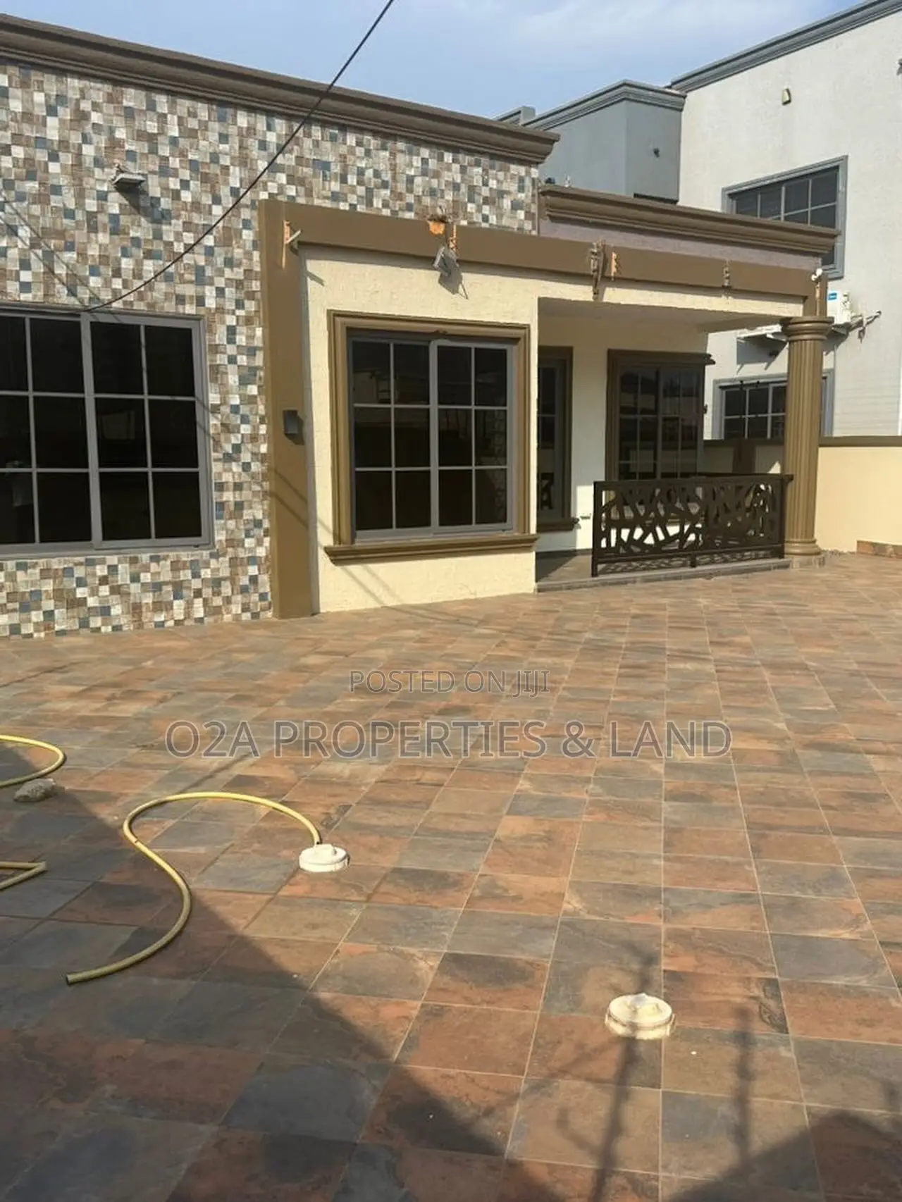 3bdrm House in Ashaley Botwe By, School Junction for sale in School Junction