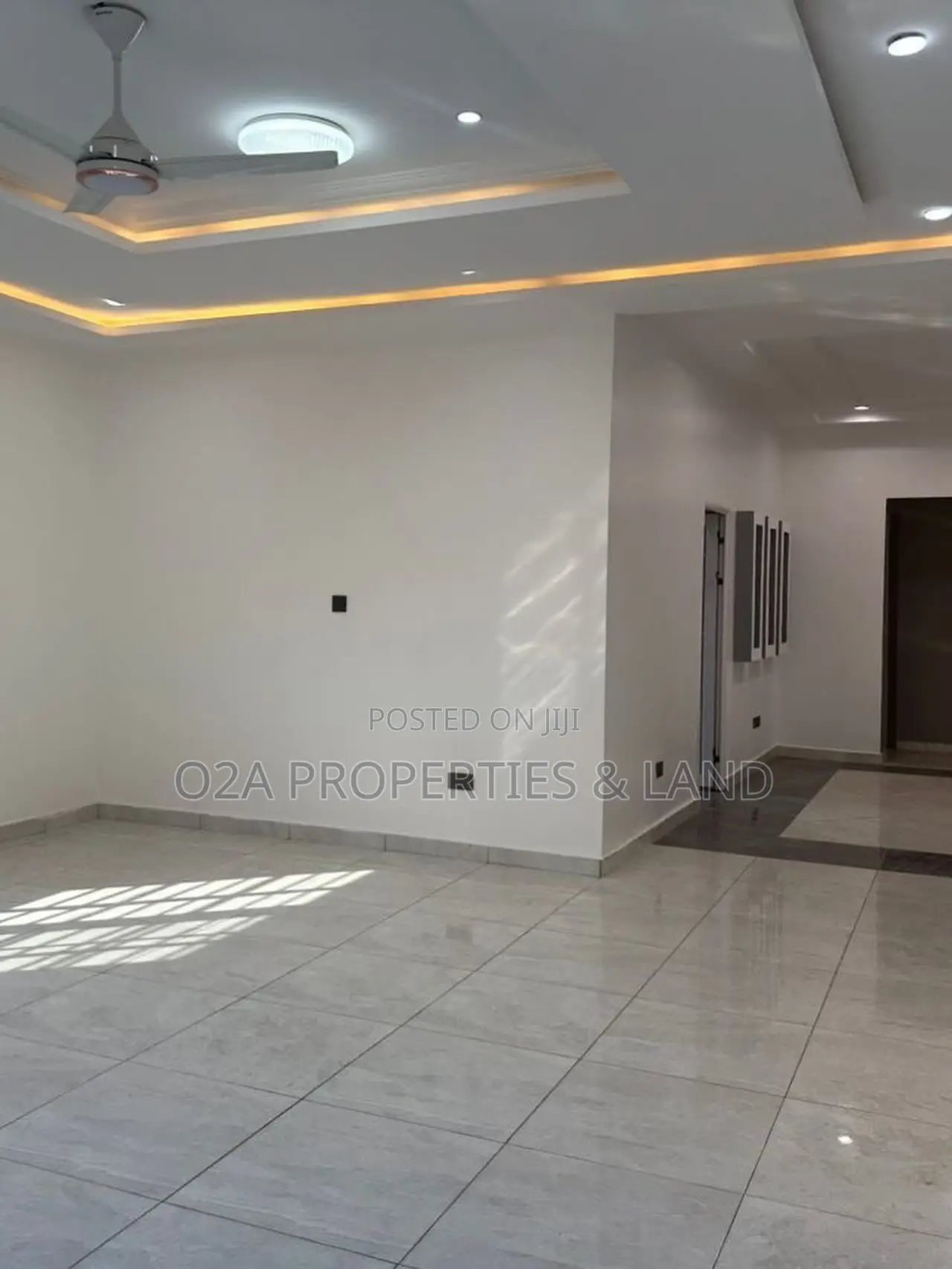 3bdrm House in Ashaley Botwe By, School Junction for sale in School Junction