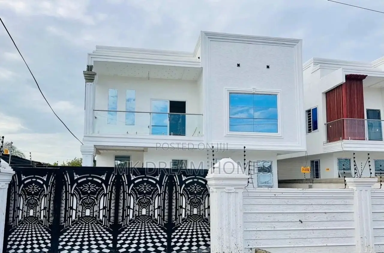 3bdrm House in School Junction for sale in School Junction