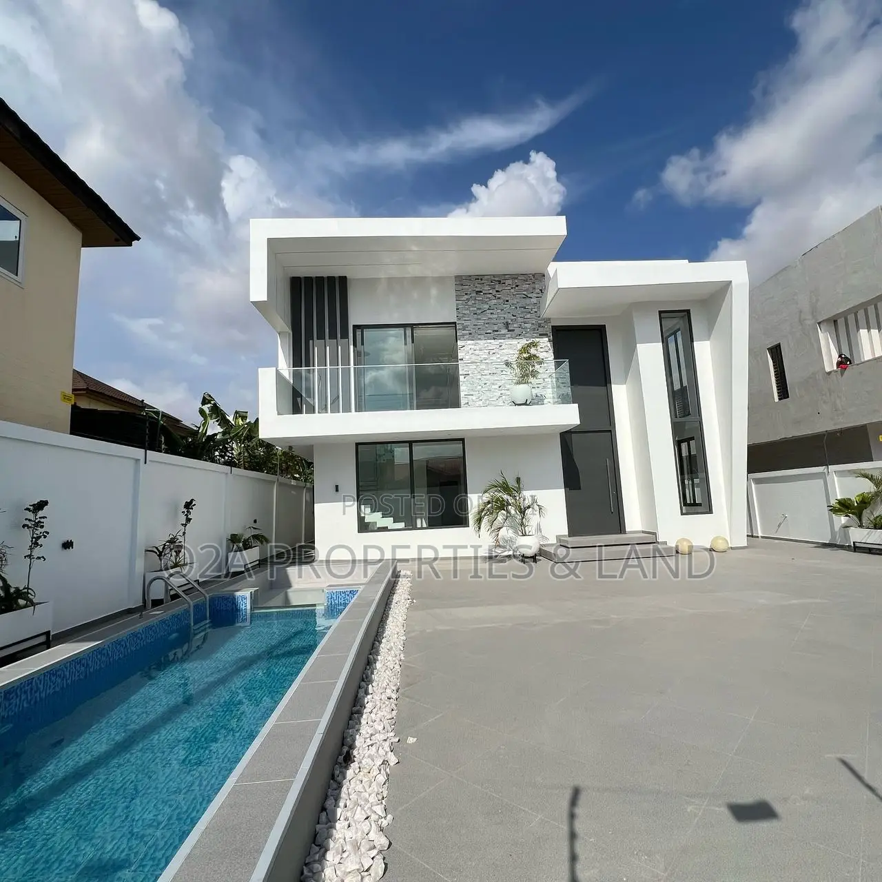 4bdrm House in Ashaley Botwe, Lake Side Estate for sale in Lake Side Estate