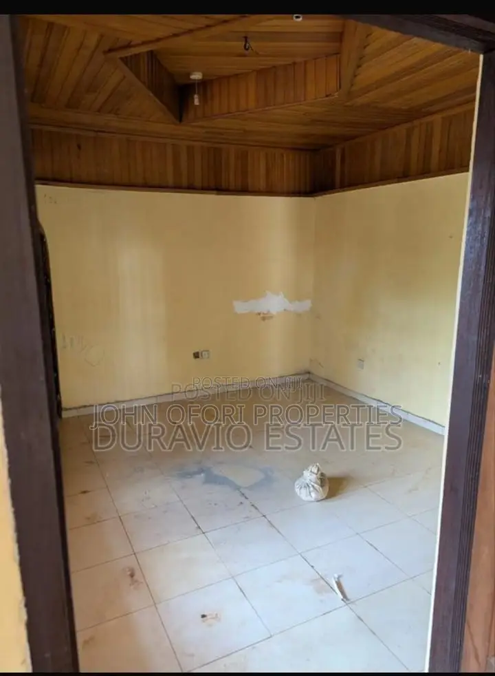 2bdrm Apartment in Ayeduase K 5 Juncion, Kumasi Metropolitan for rent in Kumasi Metropolitan