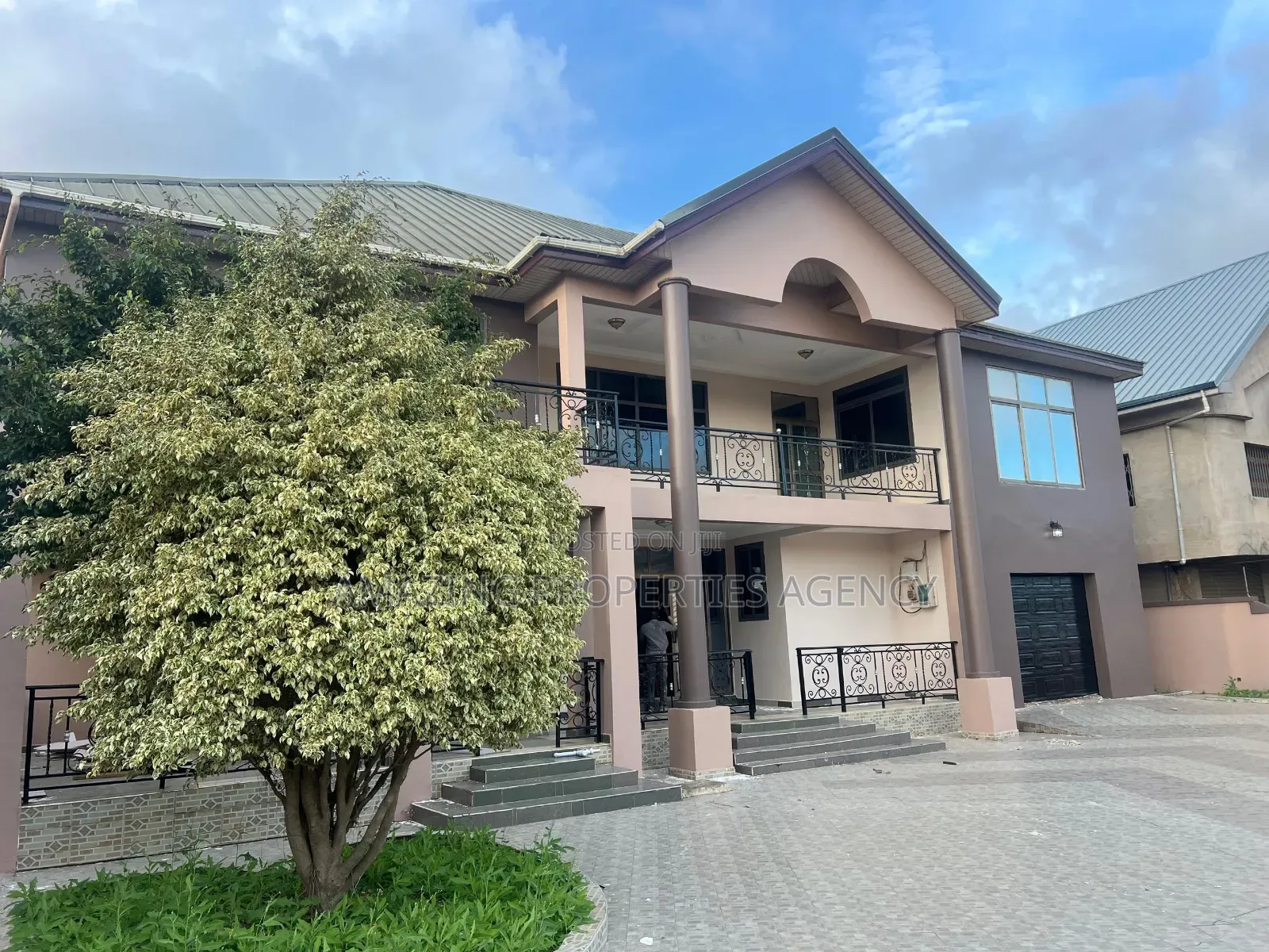 5bdrm House in Adjiringanor, East Legon for rent in East Legon