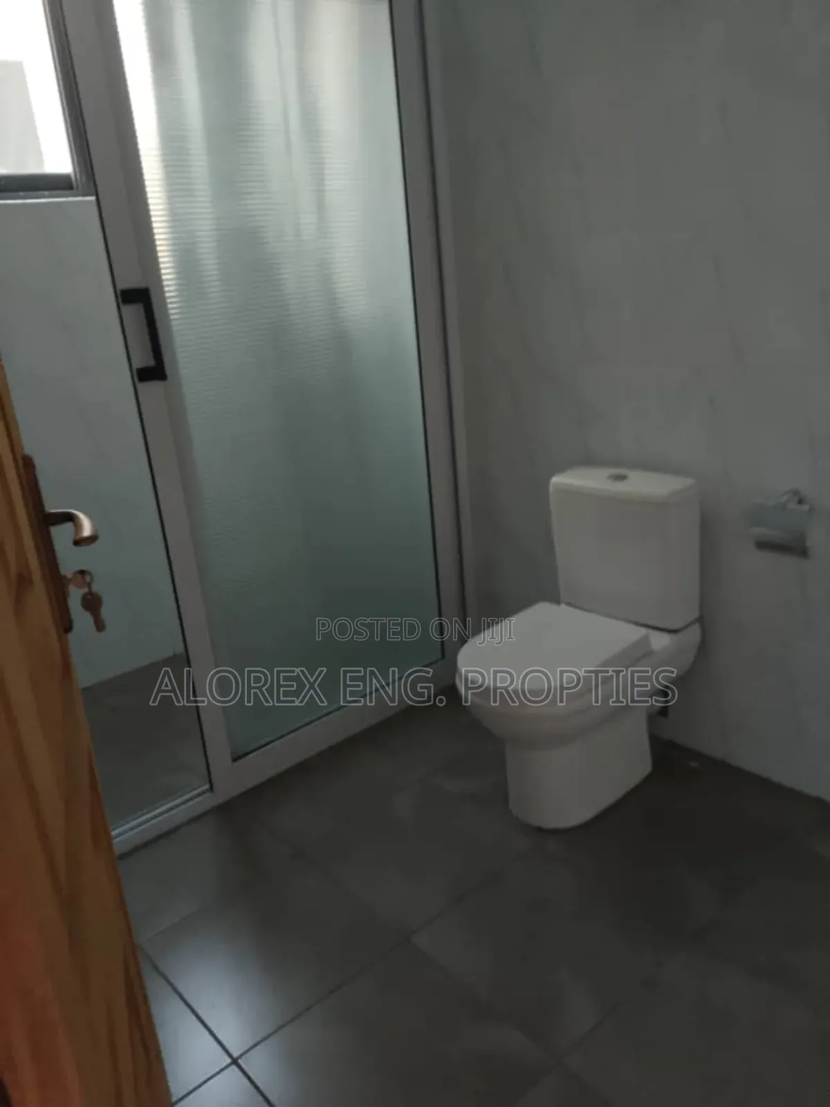 3bdrm Townhouse/Terrace in Nanakrom $130,000, Ashaley Botwe for sale in Ashaley Botwe