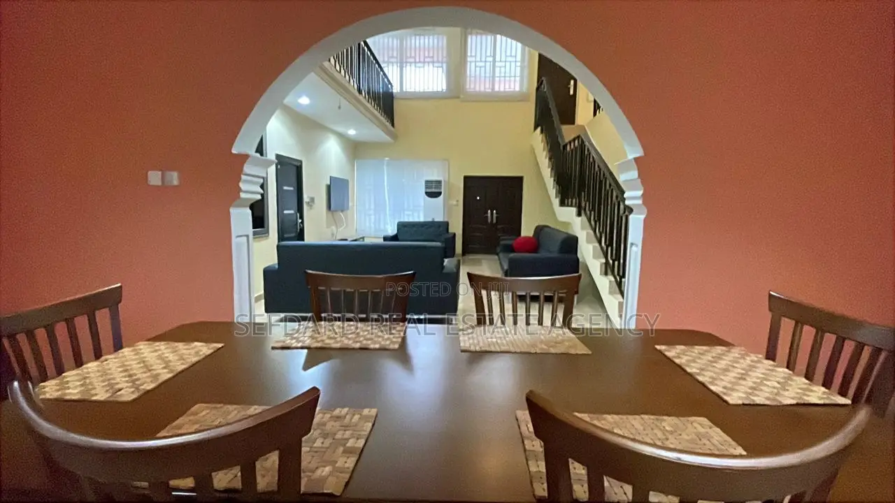 Furnished 6bdrm House in Pokuase for sale in Pokuase
