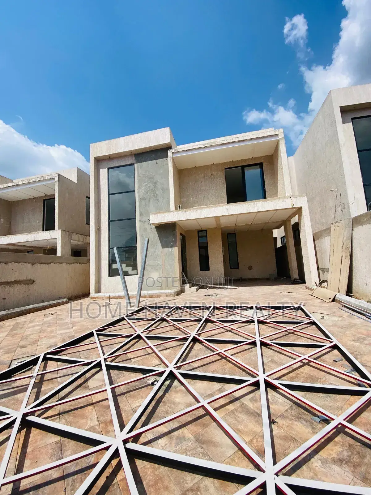 4bdrm House in Westland for sale in West Legon