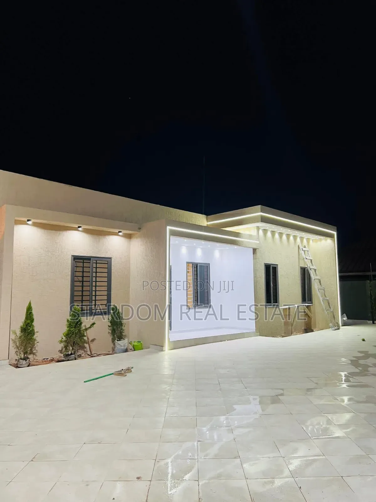 3bdrm Bungalow in Lakeside Estate for sale in Lake Side Estate