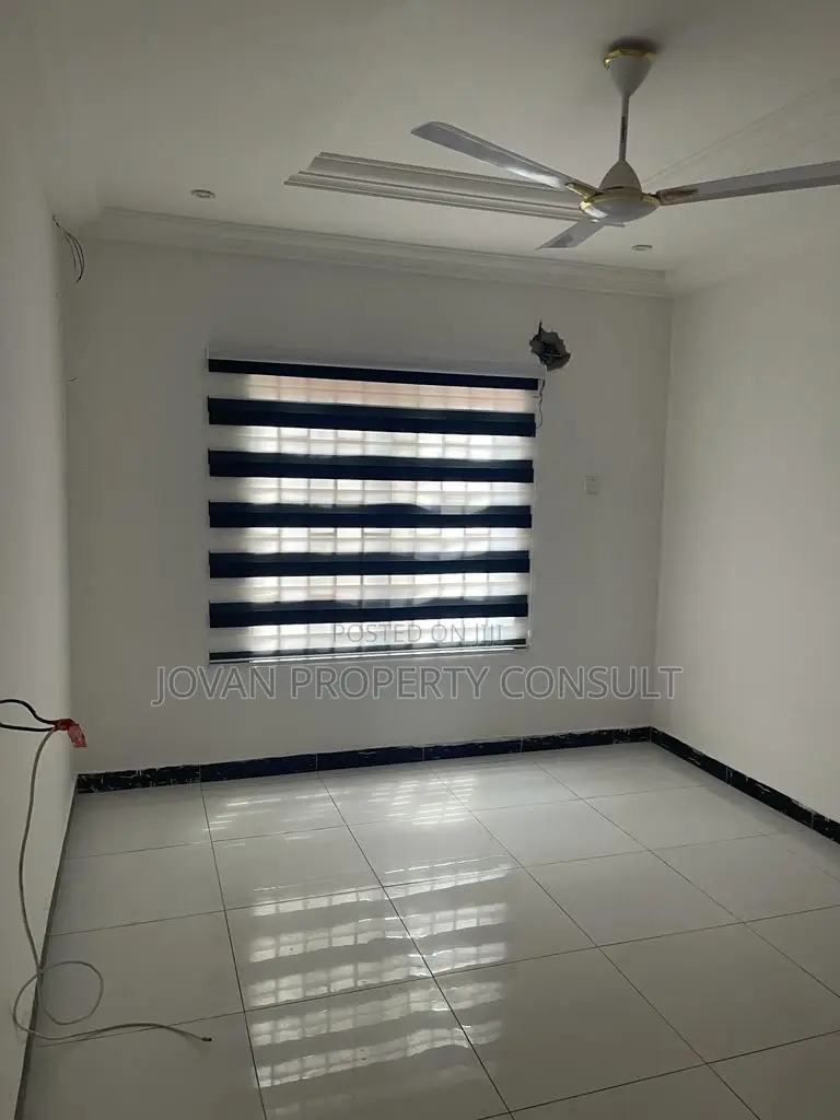 4bdrm House in Pokuase Acp for rent in Pokuase
