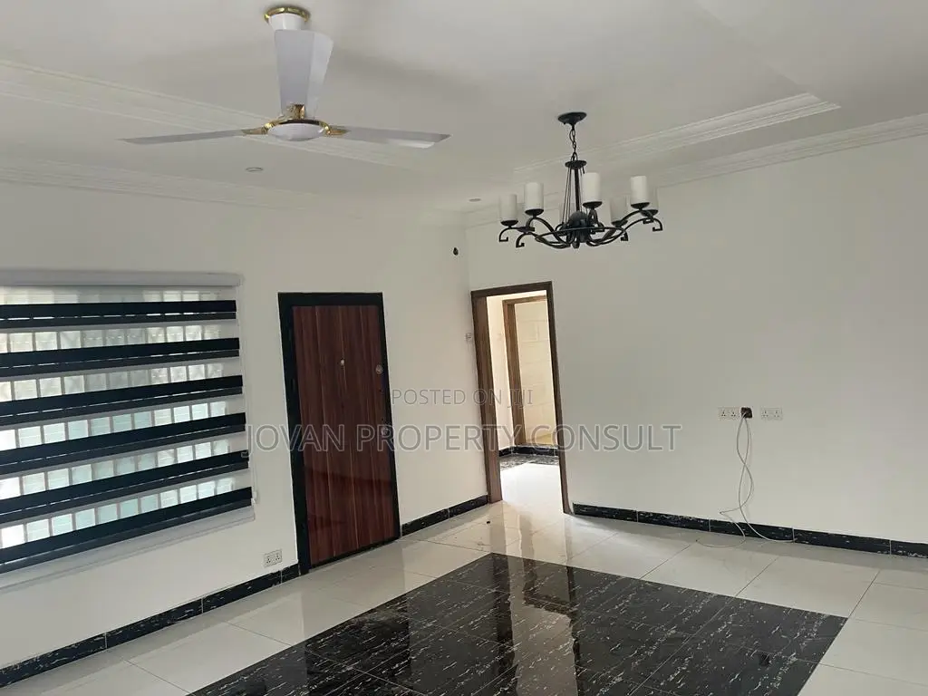 4bdrm House in Pokuase Acp for rent in Pokuase