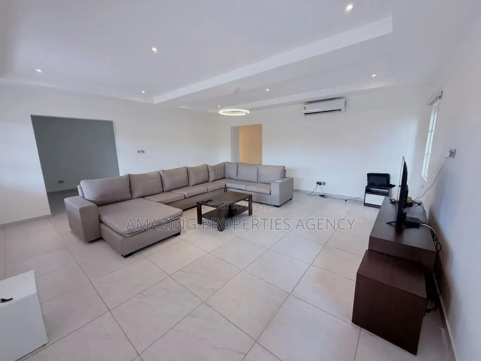 4bdrm House in Airport Hills Estate for rent in Airport Residential Area