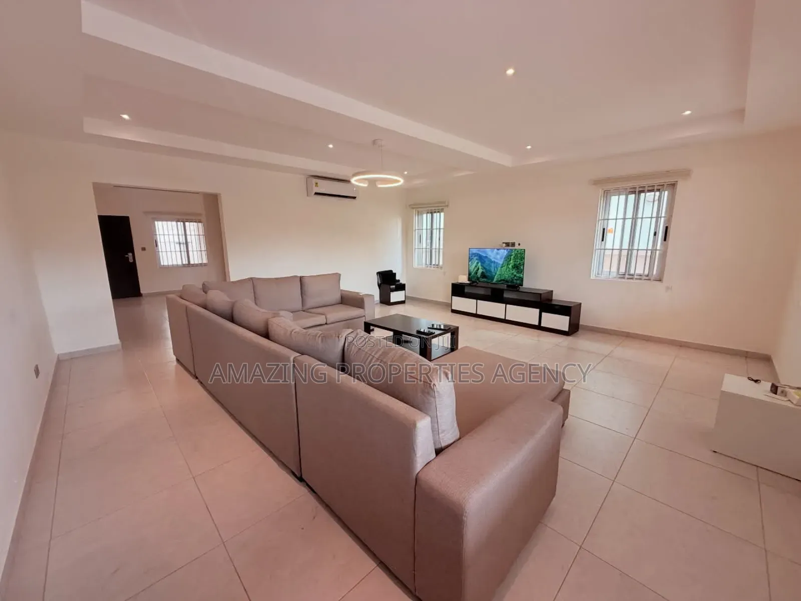 4bdrm House in Airport Hills Estate for rent in Airport Residential Area