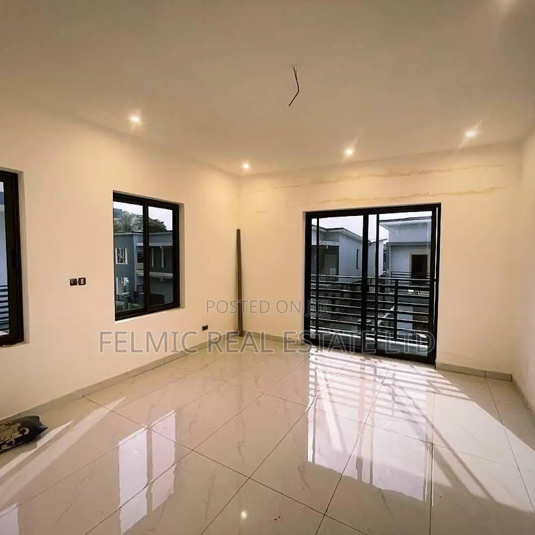 4bdrm House in Felix Real Estate, Asore Junction for sale in Asore Junction