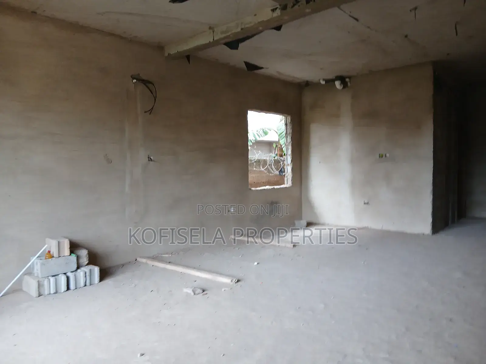 4bdrm Townhouse/Terrace in Kofisela Properties, North Legon for sale in North Legon