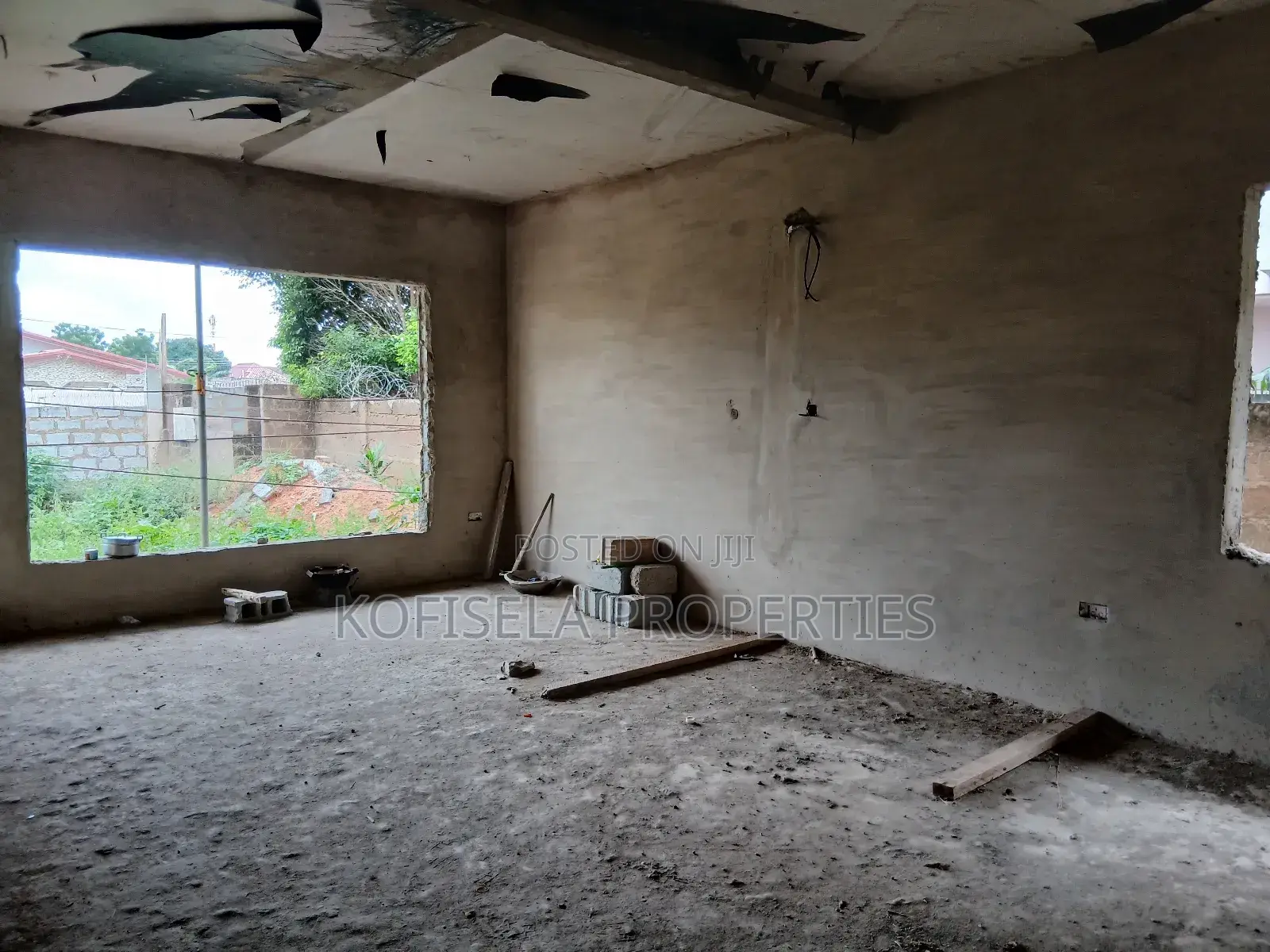 4bdrm Townhouse/Terrace in Kofisela Properties, North Legon for sale in North Legon