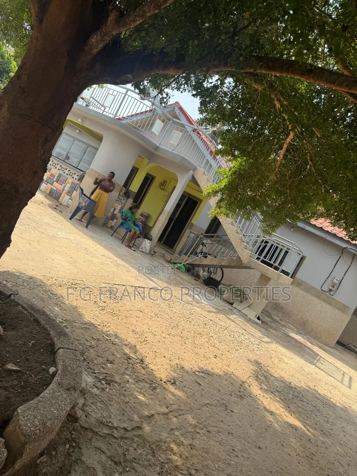 4bdrm Apartment in Kg.Franco Properties, Dansoman for rent in Dansoman