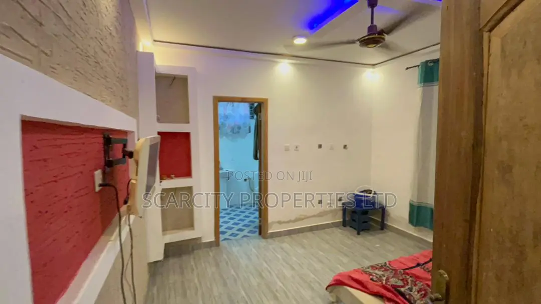 6bdrm House in Oyarifa for sale in Oyarifa